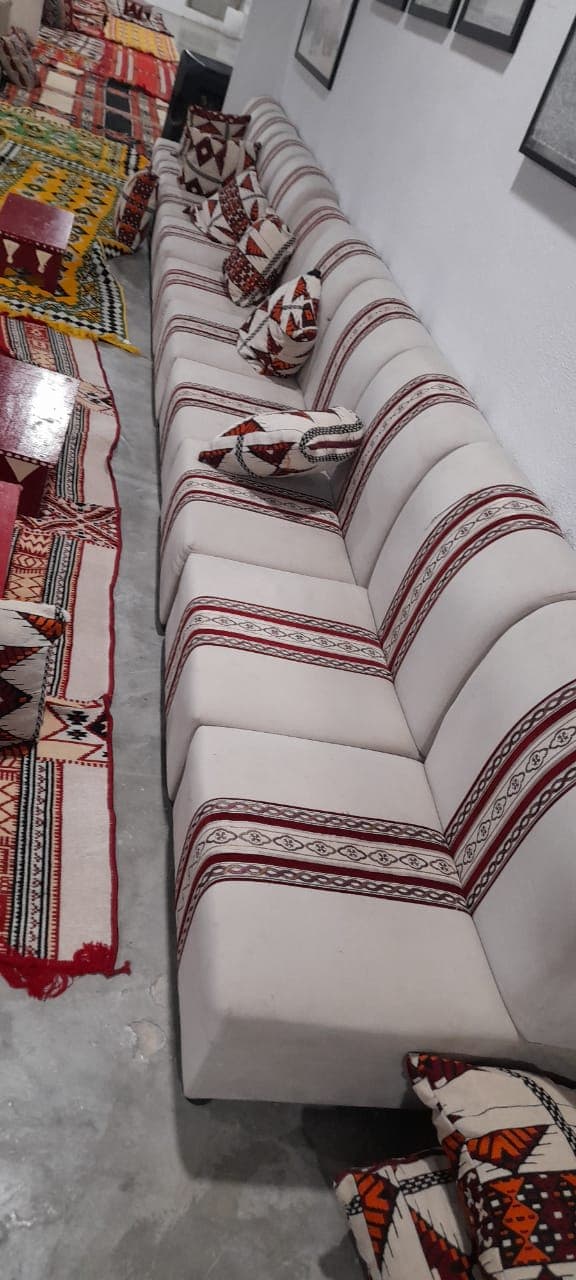 تأجير كنب في الرياض للمناسبات والفعاليات بجلسات أنيقة